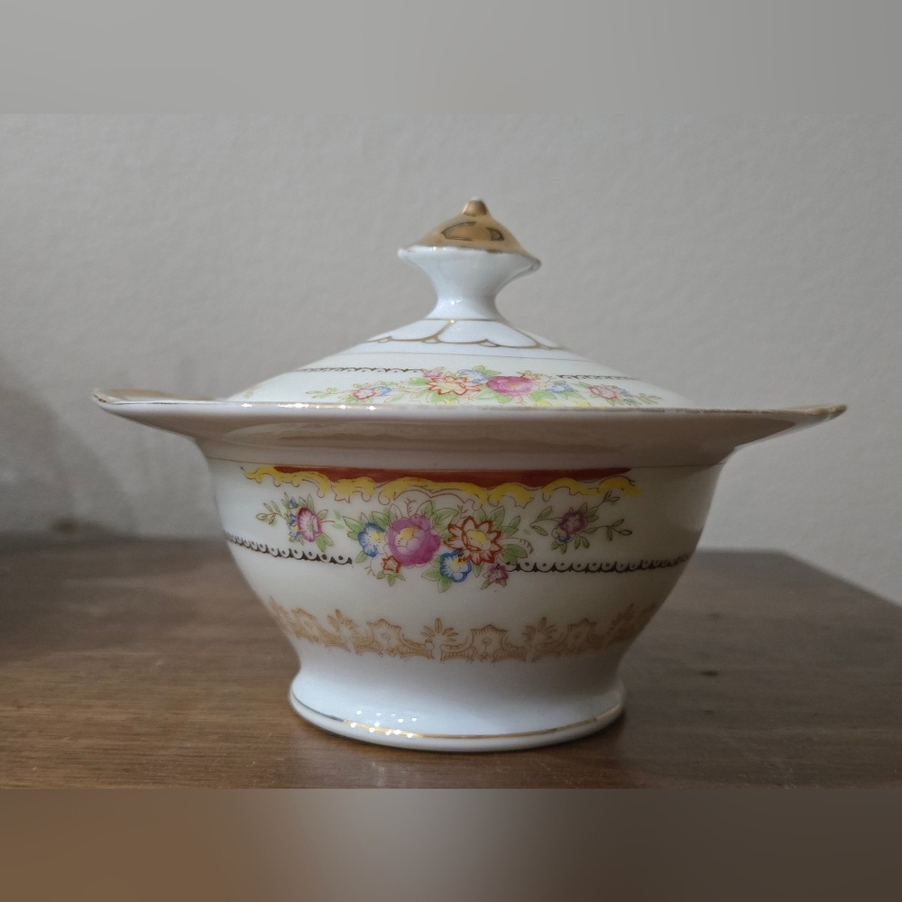 TUILLERIE Floral Porcelain Sugar Bowl with Lid